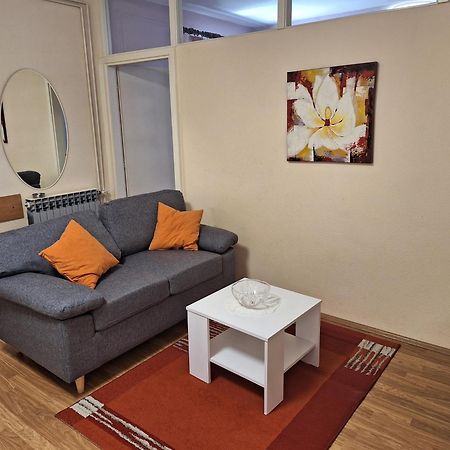 Apartments Gojka Miocevic บีโอกราดนาโมรู ภายนอก รูปภาพ