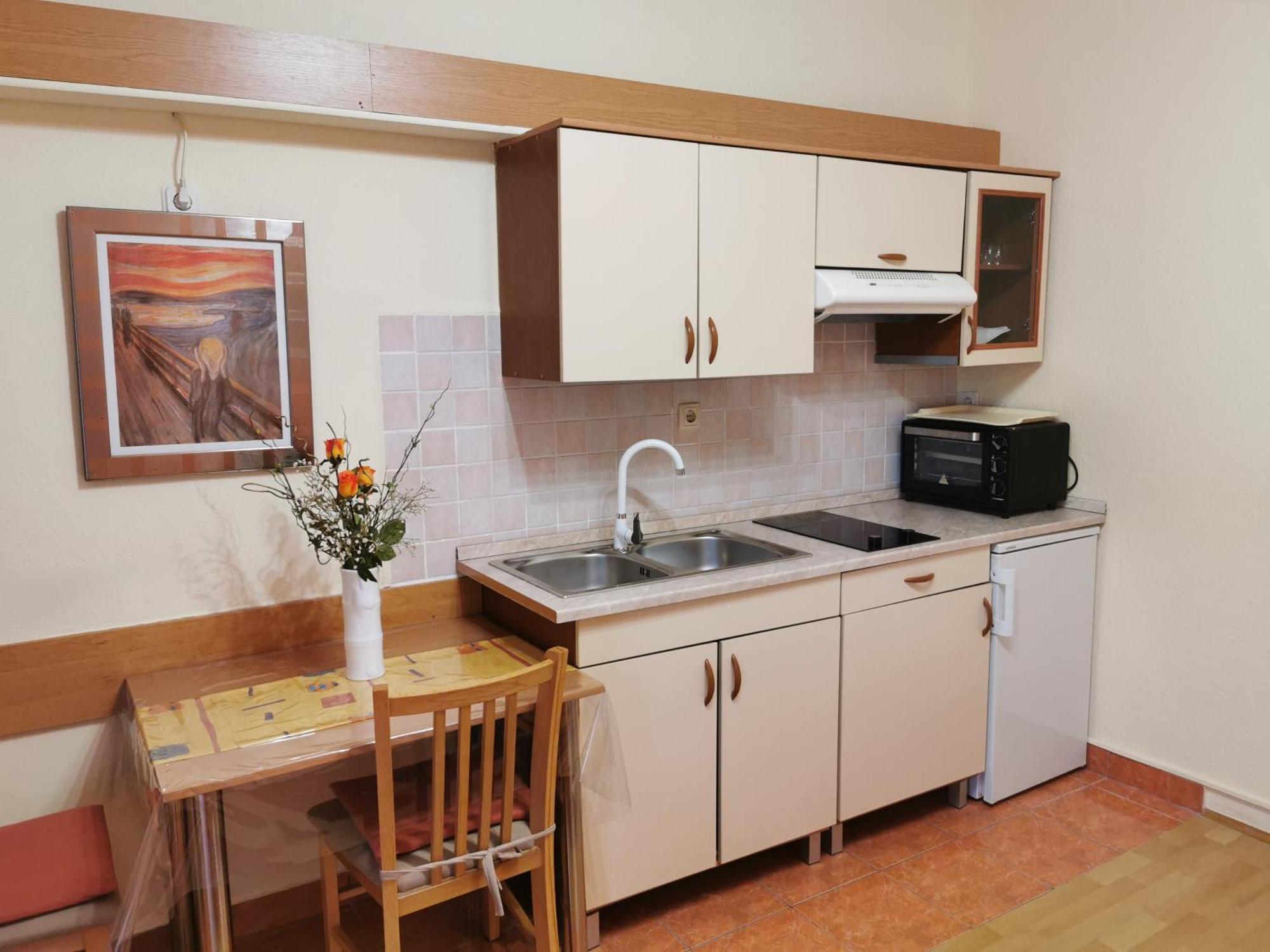 Apartments Gojka Miocevic บีโอกราดนาโมรู ภายนอก รูปภาพ